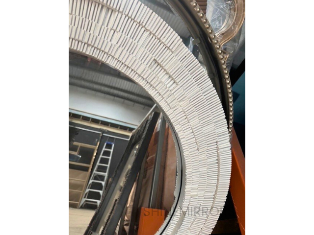Dani White Round Wall Mirror