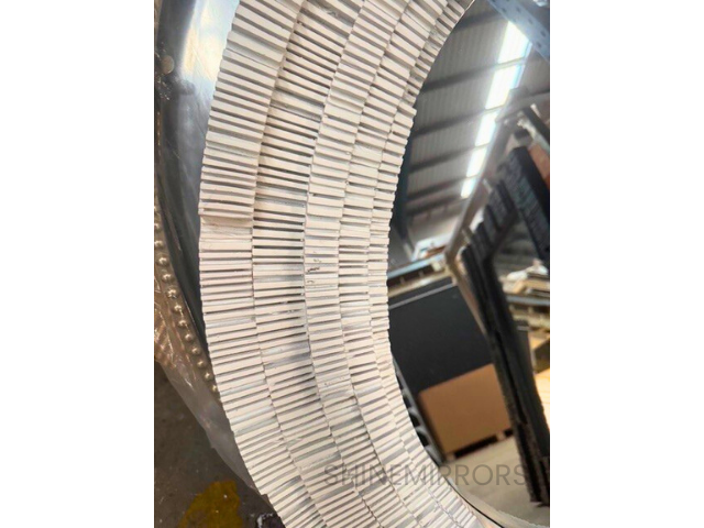 Dani White Round Wall Mirror